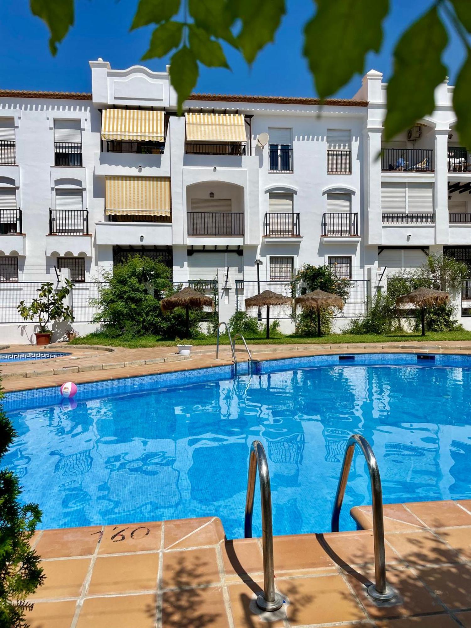 Sofivan Tropical - Pueblo Mediterraneo Мотриль Экстерьер фото